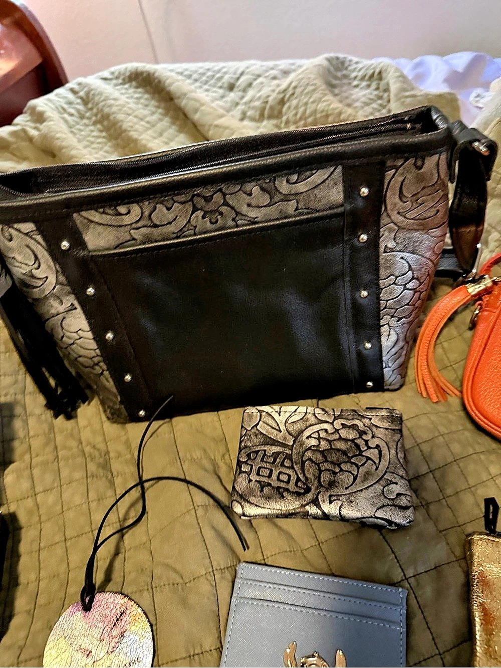 Cimarron Floral Shoulder Bag in Black & Gray